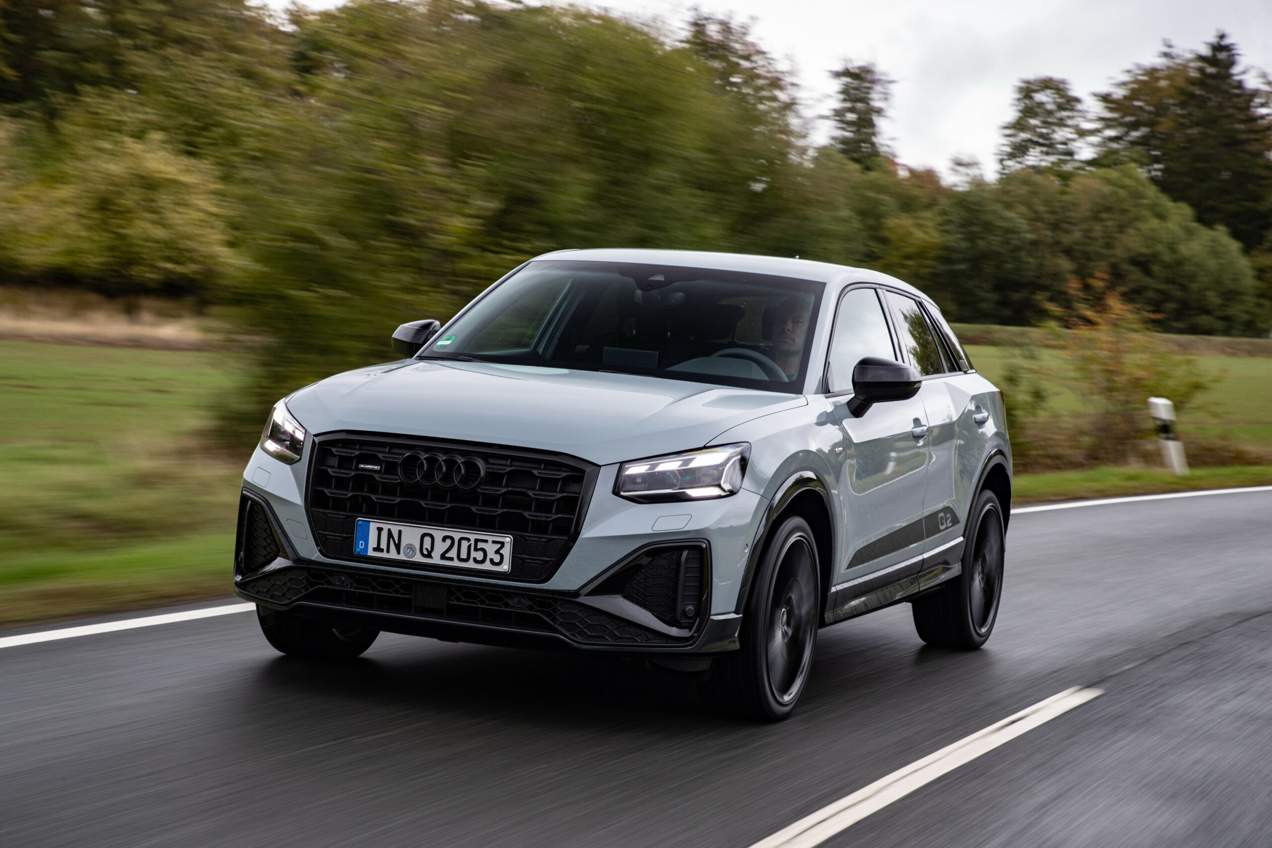 Regelmæssige vs. Bæredygtige: Automotorsport tester 215/55 R17 Sommerdæk